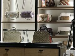 -COACH蔻驰(赛特奥特莱斯店)
