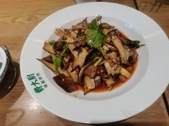 -费大厨辣椒炒肉(万家丽一店)