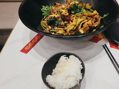 -醉人椒麻辣香锅(王府井喜悦店)
