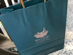 -猫的天空之城概念书店(杭州南宋御街店)