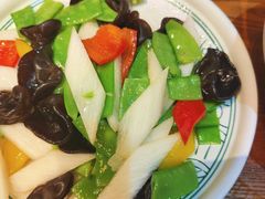 炒时蔬-云海肴·汽锅鸡·云南菜(天津国金汇店)