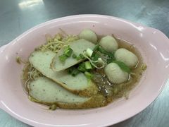 -榮泰米粉湯(Left Shop)