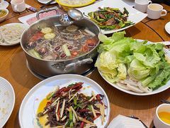 -黑青稞庄园·新式藏餐·牦牛肉汤锅(新都桥店)