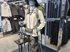 -迪卡侬(大英山店)