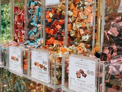 -VENCHI 闻绮(上海佛罗伦萨小镇店)