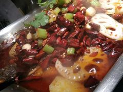 -辣尚瘾·烤鱼·新川菜(交大直营店)