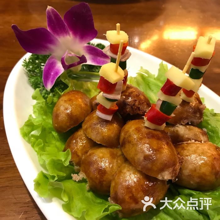 荷花泰菜泰式酸肠图片-北京泰国菜-大众点评网