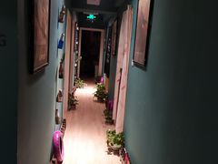 走廊-sky天空私人影吧(师大花园店)
