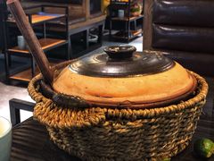 经典腊味煲仔饭-东椰·海南椰子鸡火锅(朝阳门店)