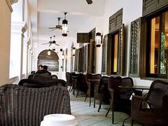 大堂-星巴克臻选(广州沙面店)