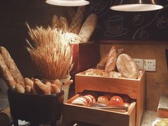 -松山湖凯悦酒店·Café自助餐厅·周末火舞秀表演