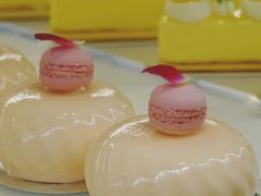 玫瑰草莓芝士蛋糕-PAUL LAFAYET 法式甜品(港汇广场店)