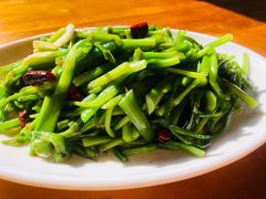 -小厨子私房菜·云南美食店