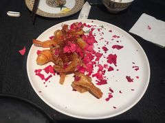 玫瑰酥皮虾-荣公子创意菜