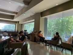 大堂-星巴克臻选(南京艾尚天地店)