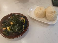 -李与白包子铺(桐梓林店)