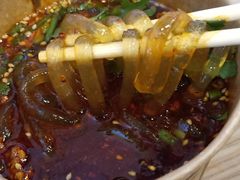 -侯志伟纯手工酸辣粉(荣民时代广场店)