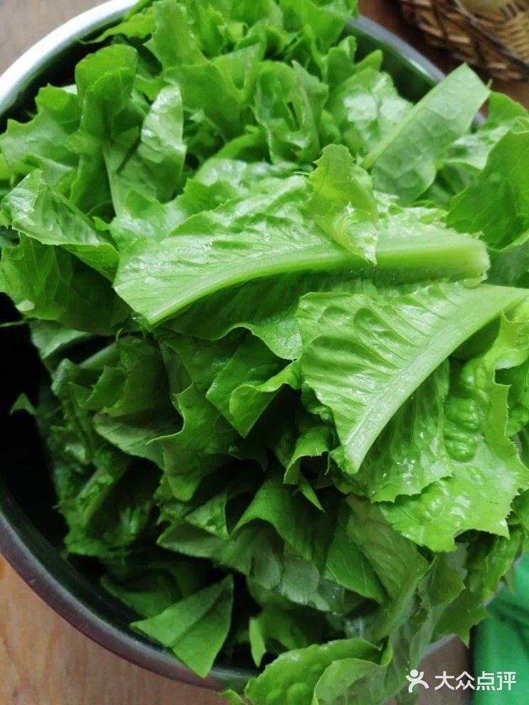 月亮姐姐学做菜之炝炒油麦菜