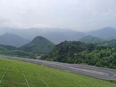 -安吉龙王山峡谷漂流