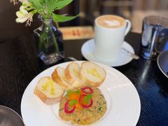 -wineapp葡萄酒餐吧(外滩金融中心店)