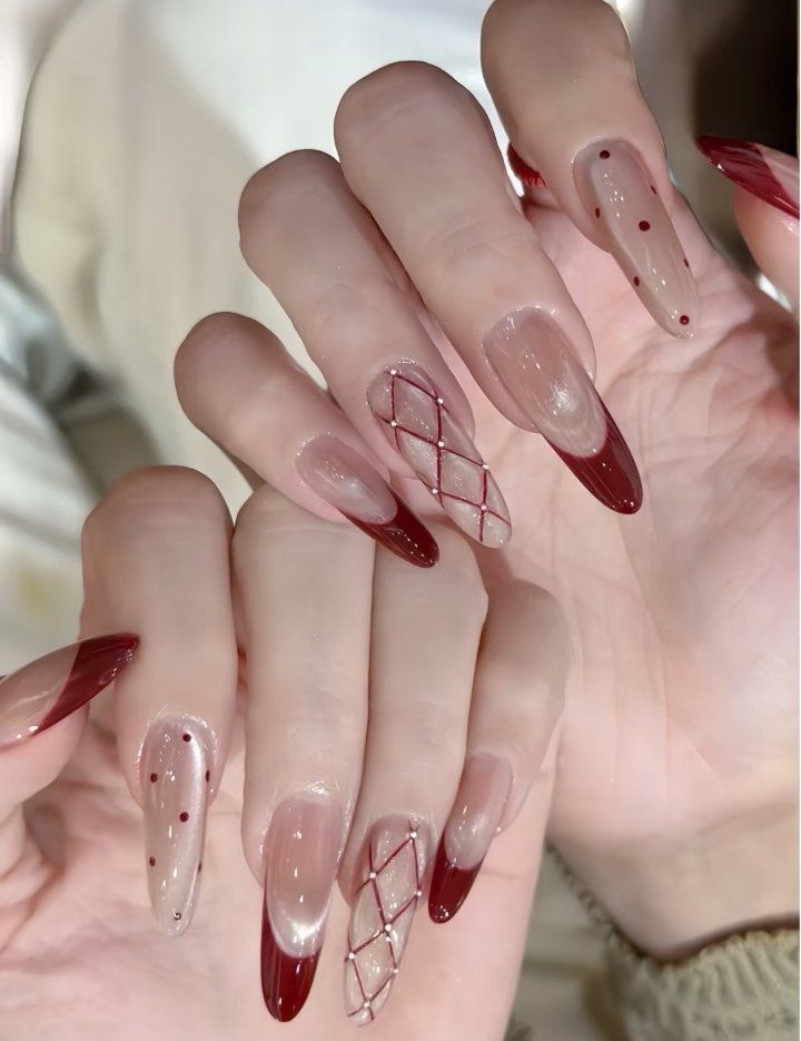 立体红色菱形格子美甲太有特色了