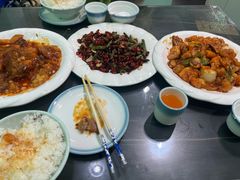 -清真鸿起来饭庄(复兴路店)
