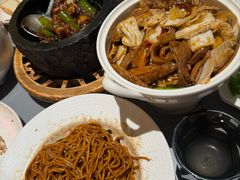 -桂满陇·手作小笼包&江南叫花鸡(中山公园店)