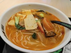 -蒙自源米线大王(东站店)