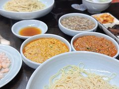 -裕兴记•蟹黄面馆(人民广场店)