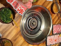 -周小明火锅(黑金冠社区店)