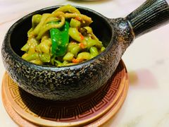 手撕茄子-佬麻雀·新湘菜(东方宝泰店)