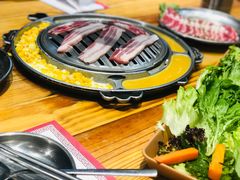 -青瓦炭韩潮烤肉(花园道店)
