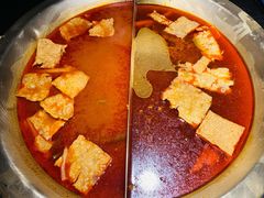-九鼎轩脆毛肚火锅(南京东路店)