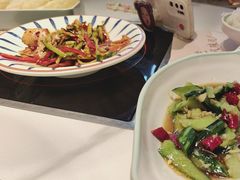 -黄记煌三汁焖锅(新佳丽江汉路店)