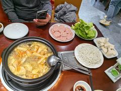 -菌之家·专业纯野生菌火锅·特色炒菌