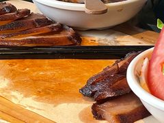 -大头虾越式风味餐厅(光明广场店)