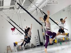 -Jumphai室内蹦极运动