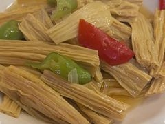 -金杨拉面王小吃面馆·牛三宝面·红烧牛肉粉
