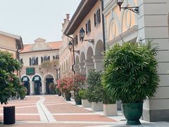 -佛罗伦萨小镇广佛名品奥特莱斯(疏港路店)