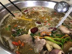-乙丙丁正宗昭通天麻火腿鸡(总店)