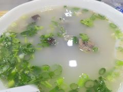 -壹鲜瓦房店羊汤