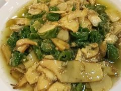 -菌海森林·非遗野生菌火锅(西山区滇池路摩根道店)