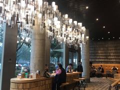 大堂-星巴克臻选(湖滨道店)