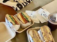 -HOLY BAGEL(苏河店)
