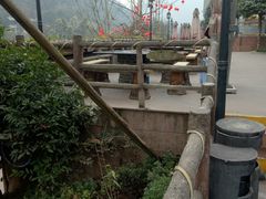 -楠柏弯休闲山庄(梨花溪店)