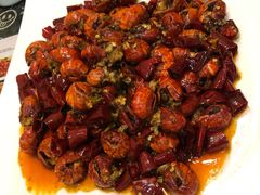 -扒虾小妹儿麻辣海鲜(宏图街店)