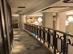 -浅深(世茂滨江精品店)