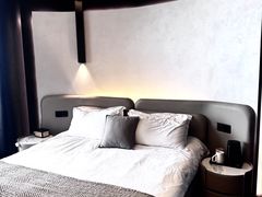 -Yolo私汤温泉设计师酒店(重庆南滨路店)