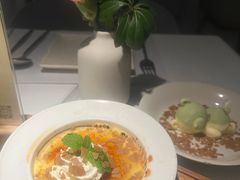 咖啡焦糖布丁配自制酸奶油-春树下·树屋花房西餐厅(罍街AS1980店)