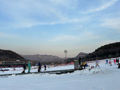 -济南卧虎山滑雪场